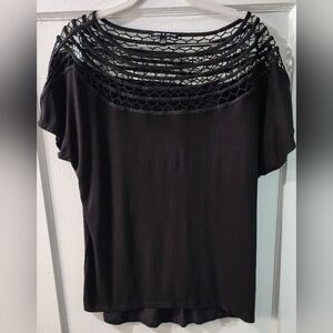 🌷Cable and Gauge Black blouse with design size: L